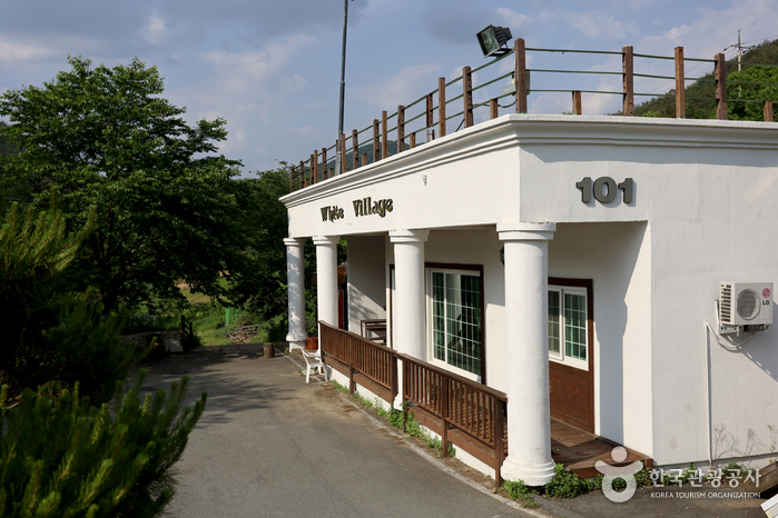 화이트빌리지 사진 6